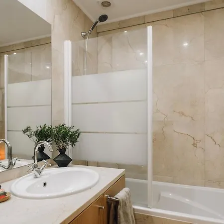 아파트 Anla - 2 Bedrooms And Parking In Arroios 리스본