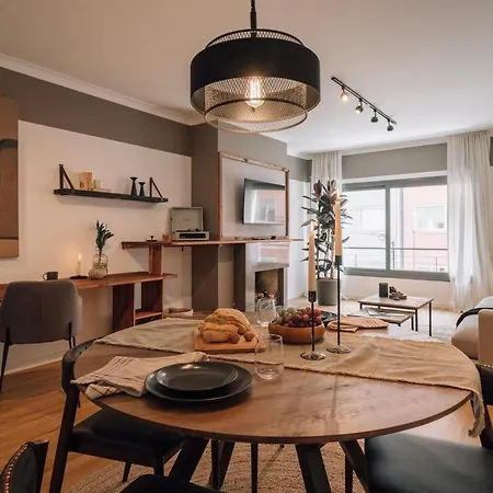 Anla - 2 Bedrooms And Parking In Arroios 아파트