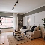Apartamento Anla - 2 Bedrooms And Parking In Arroios Lisboa
